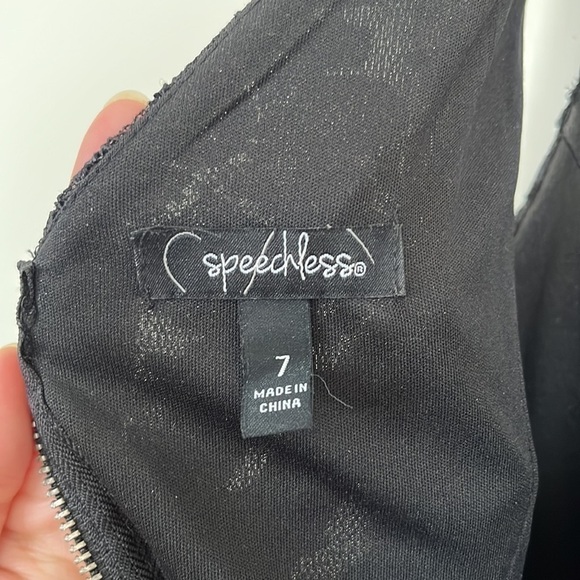 Speechless Lace Sleeveless Mini Dress - Picture 7 of 7